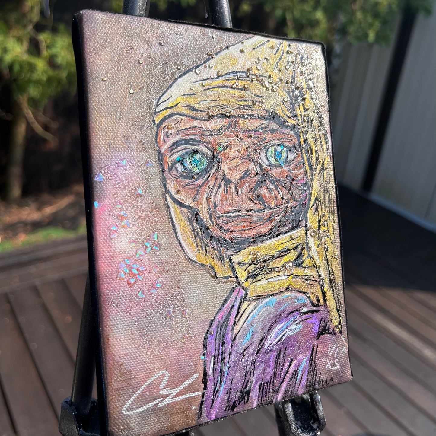 Alien With a Phone Home Extra Small Original