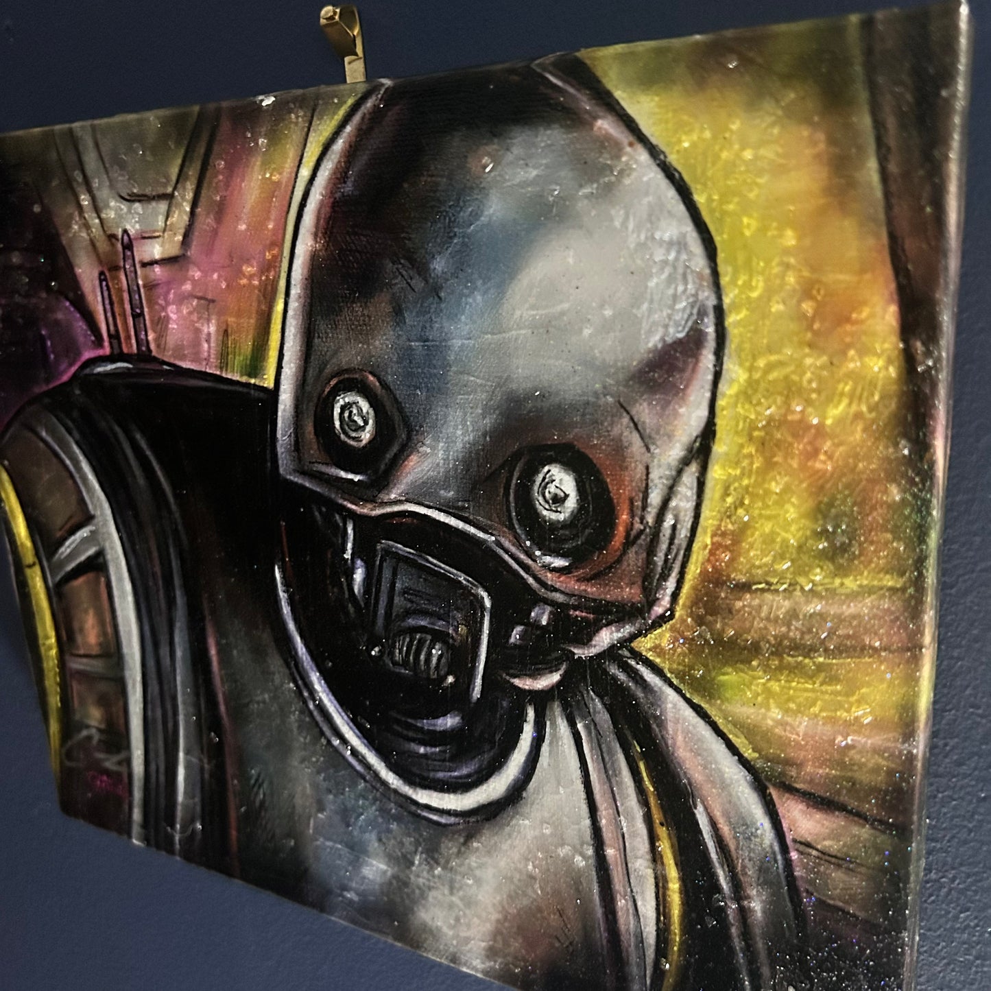 Chromatic Rogue Droid Small Original