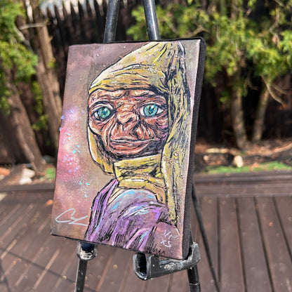 Alien With a Phone Home Extra Small Original